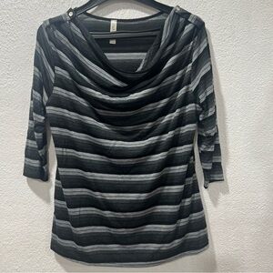 Cubism Striped Black‎ and Gray Women's top